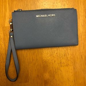 Michael Kors double zip smartphone wallet/wristlet